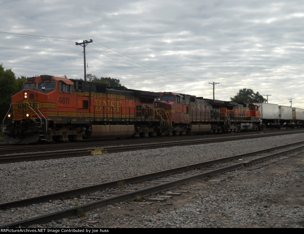 BNSF 4611 West